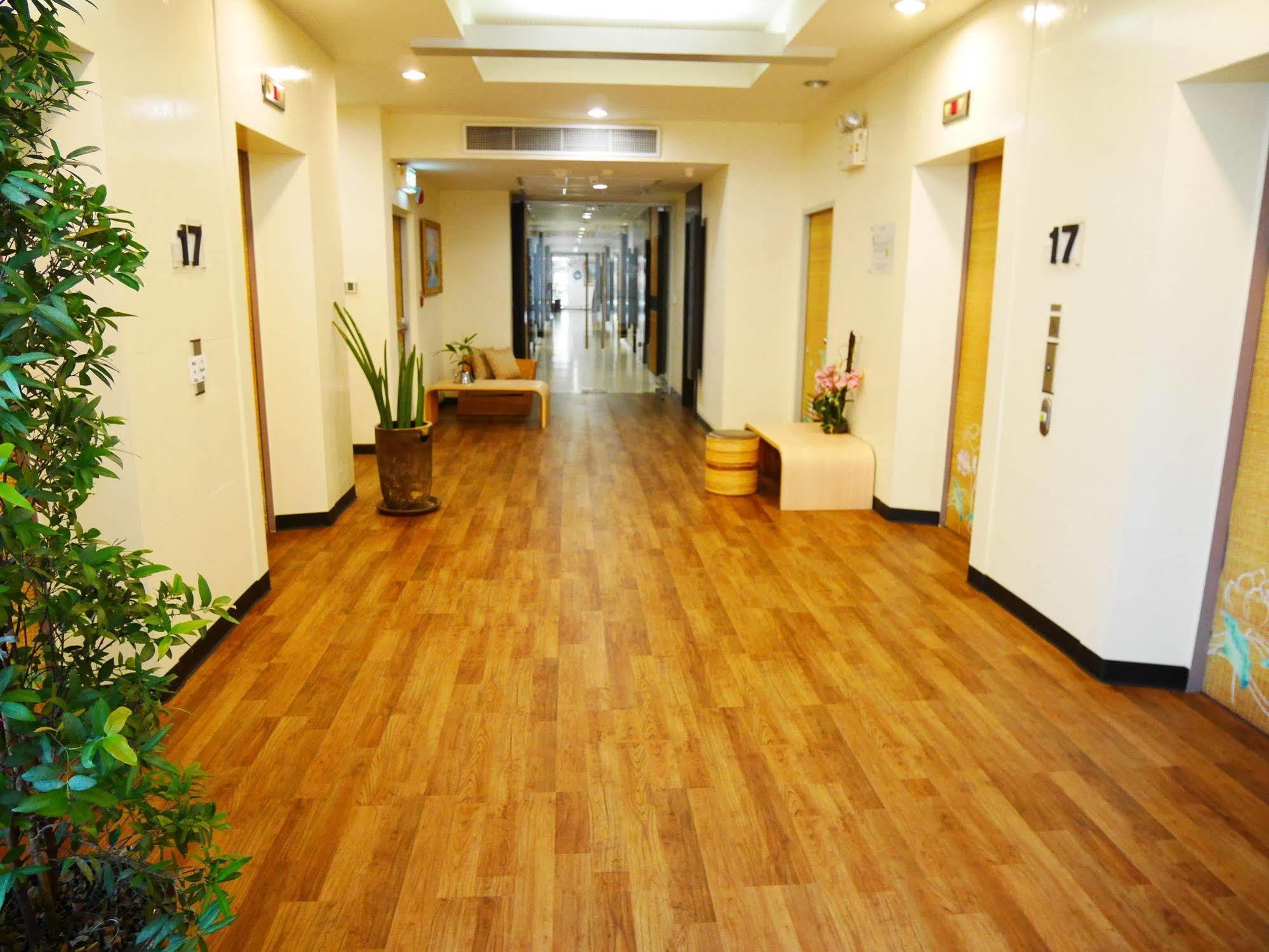 Swutel Hotel Bangkok Luaran gambar