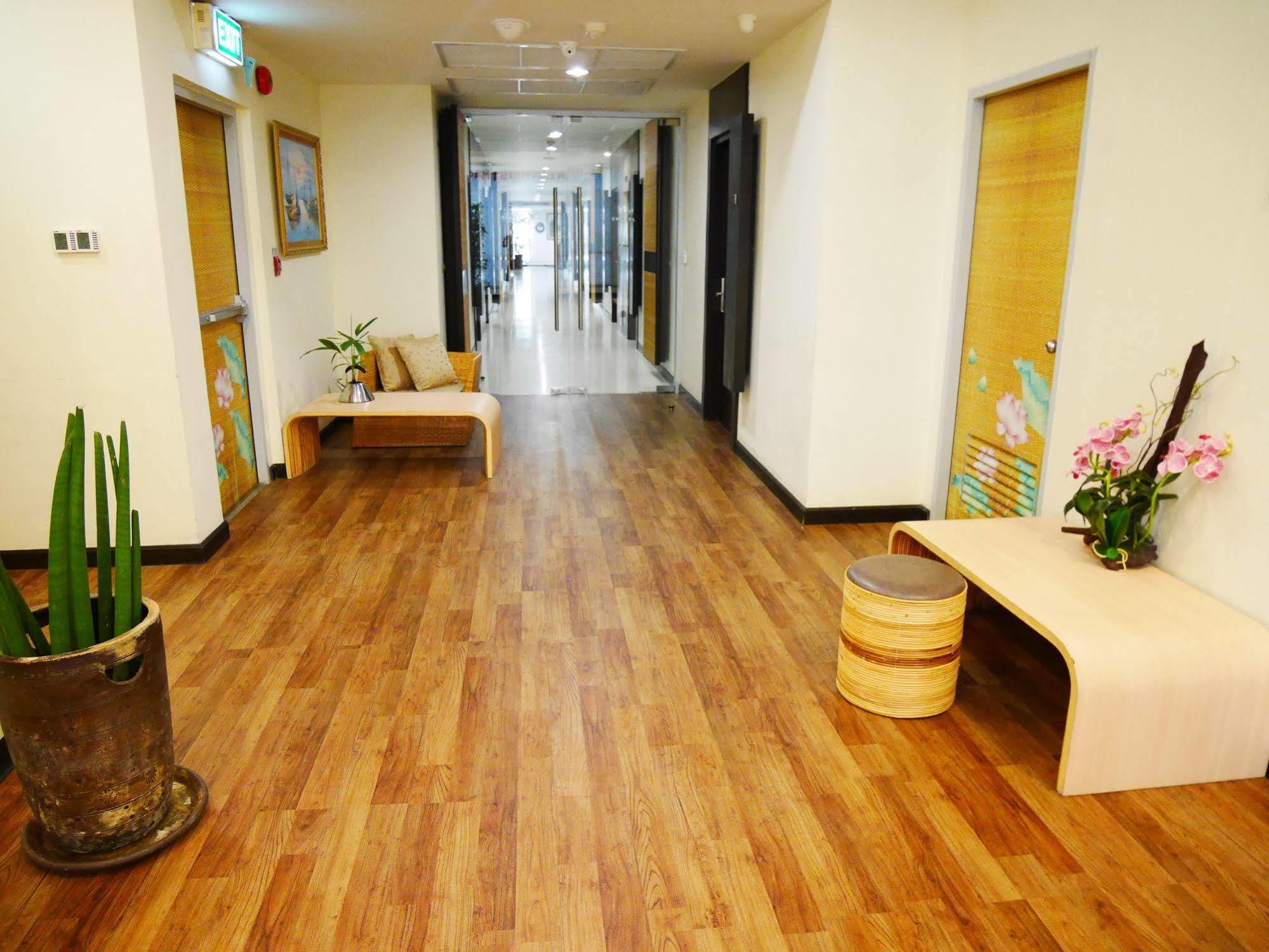 Swutel Hotel Bangkok Luaran gambar
